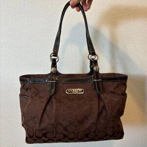 Coach Vintage Brown Shoulder Bag